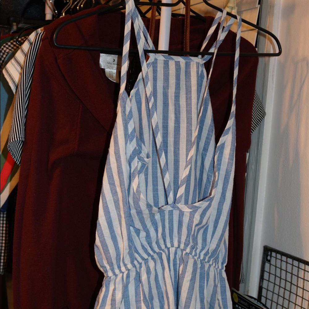 Romper - Picture 2 of 4